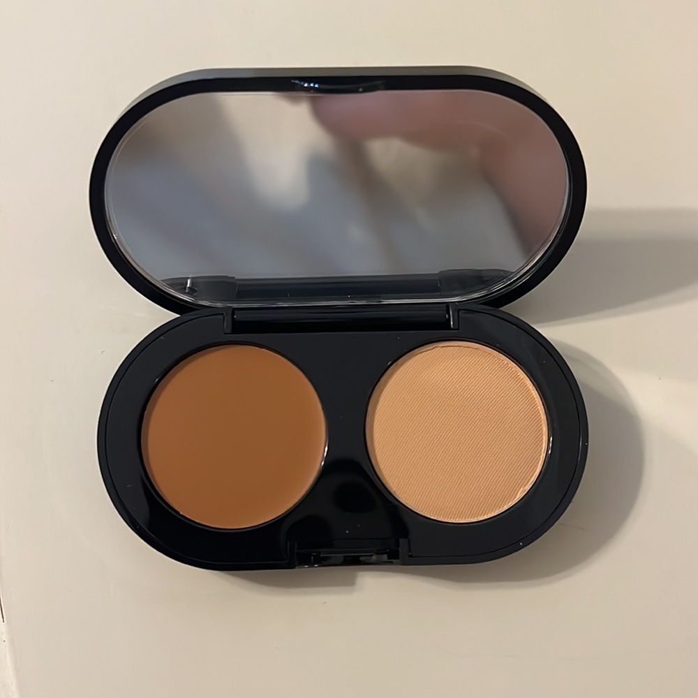 BOBBI BROWN creamy concealer kit